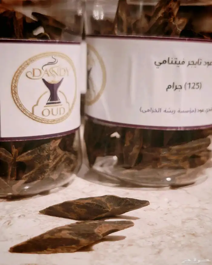 عود بخور أنواع مختلفة جودة ممتاز وبأسعار مخفضه 3