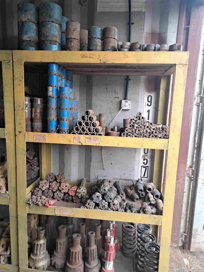 قطع غيار وروس حفر 5