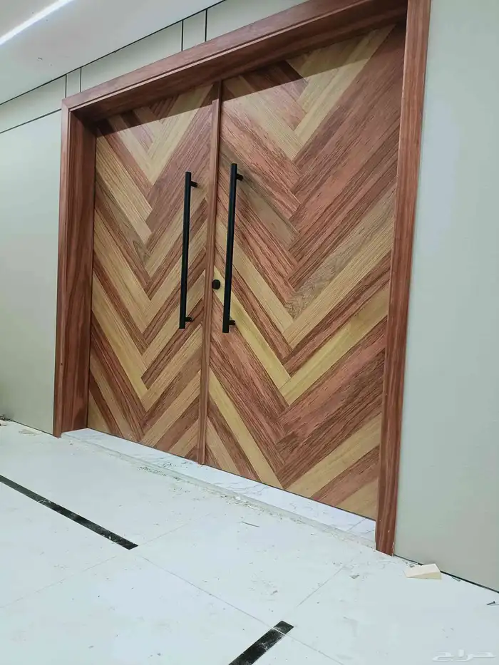 نجار تفصيل ابواب ديكورات غرف نوم جميع اعمال النجاره 0