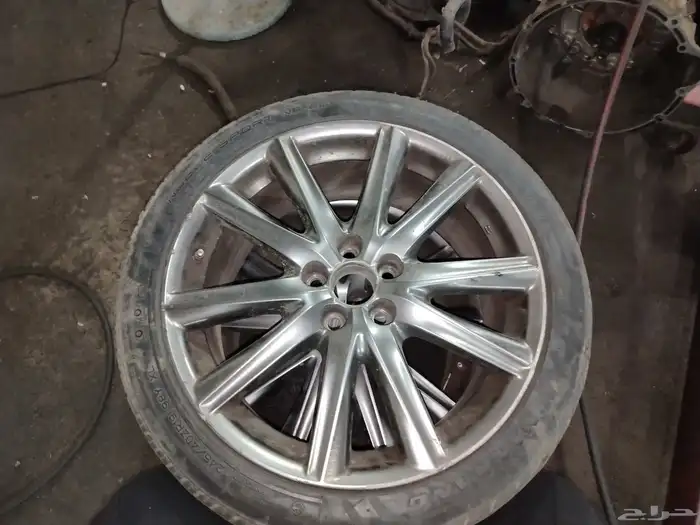 جنوط لكزس جي اس 2013 0