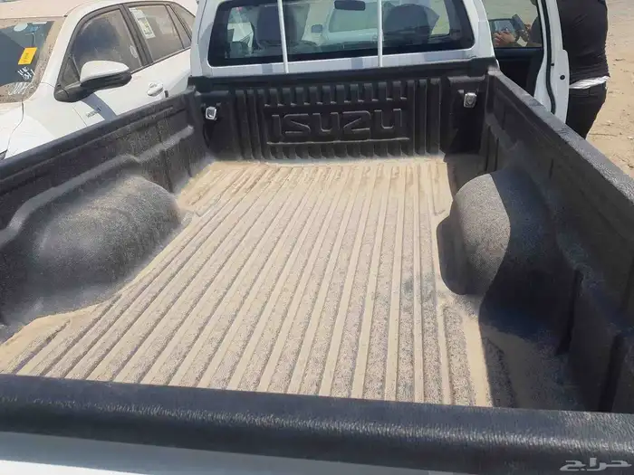 بيع صندوق ايسوزو ديمكس موديل 2025 2