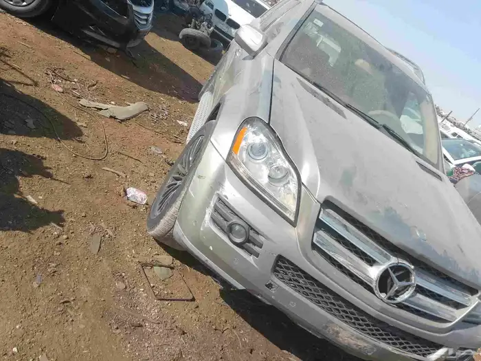 مرسديس ام ال حجم500  مديل2010تشليح قطع الغيار متوفر 1