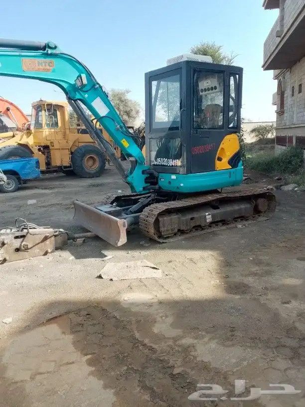 بوكلين صغير للايجار 1