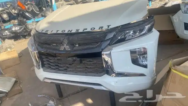واجهه ميتسوبيشي L200 من مديل 2019 إلى 2024 1