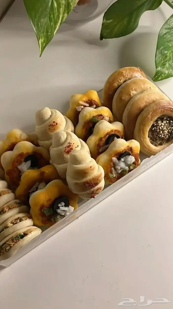 معجنات طازه مخبوزه اومفرزنه حسب طلبك 0