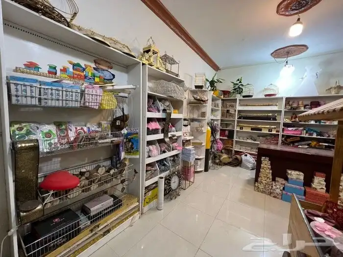 فرصه مشروع محل هدايا 9
