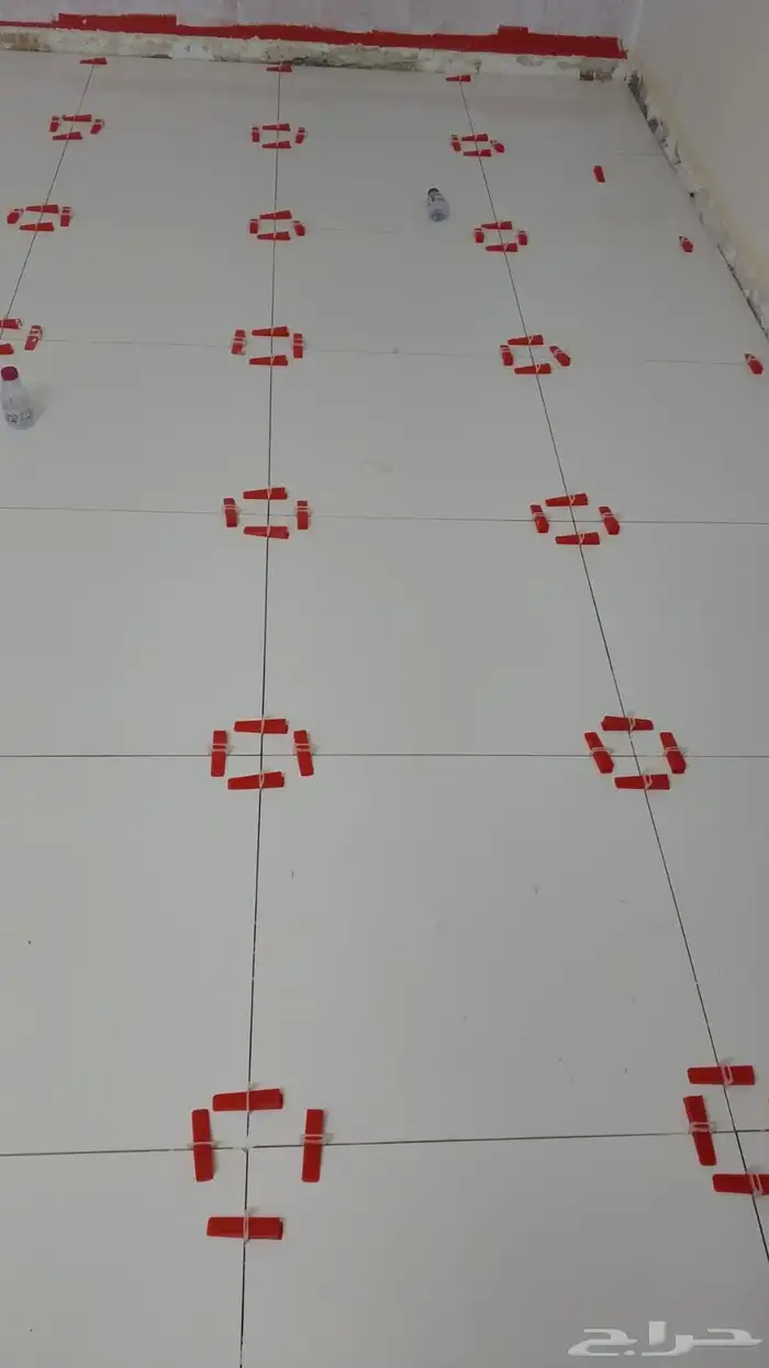 مبلط بلاط سيراميك 1