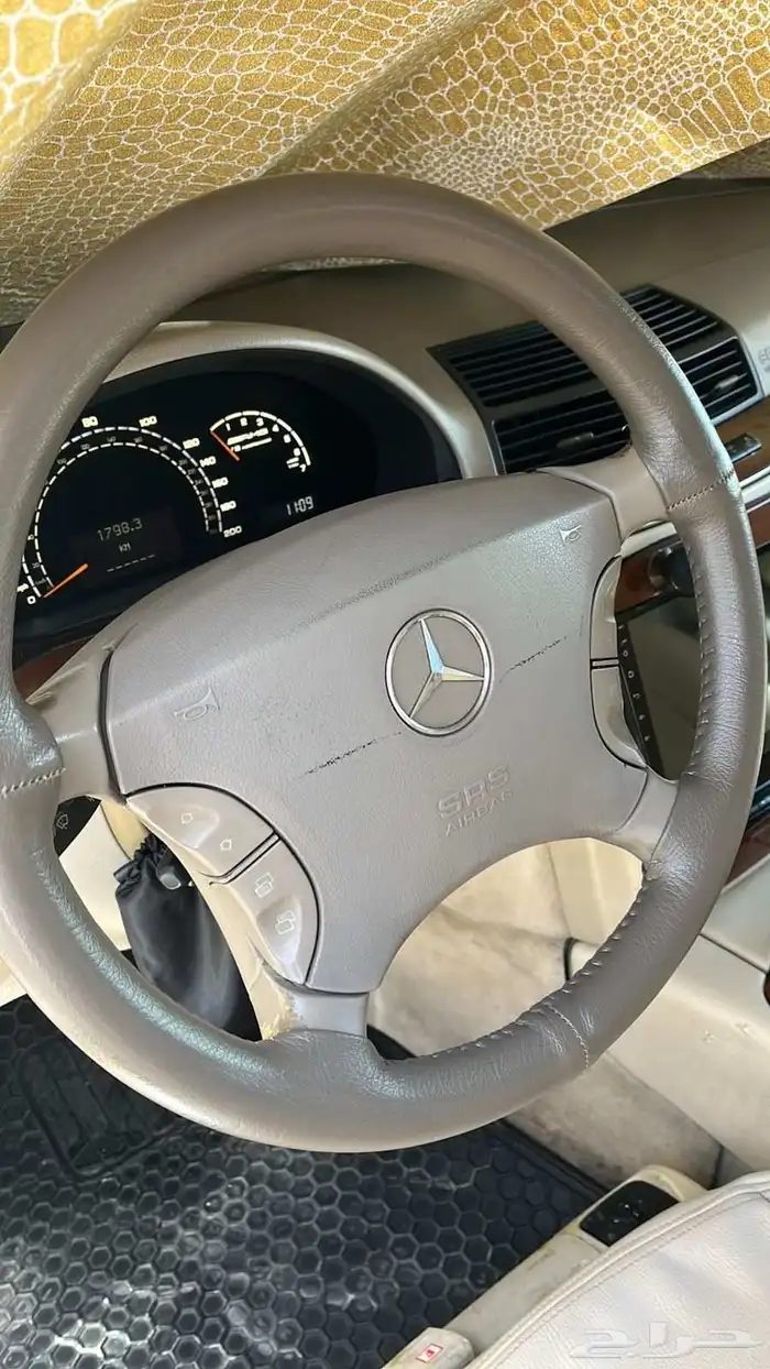 سياره بنز 350 موديل 2005 للبيع لظروف خاصه 2