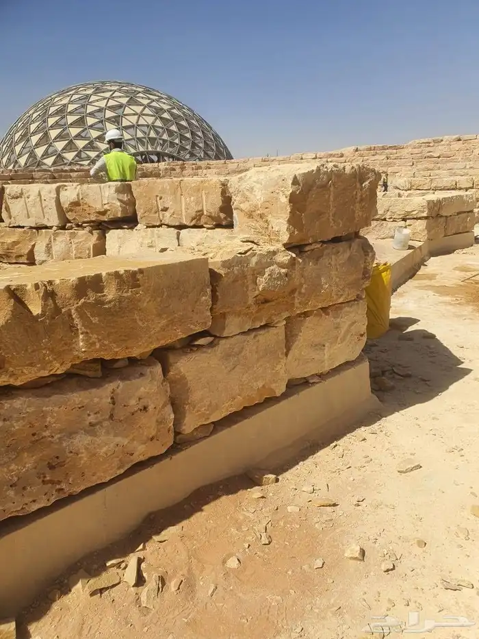 مباني حجر وبلك 0