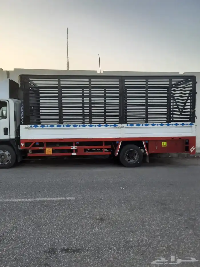 We Move Funiture items Dammam to all saudi city. 1