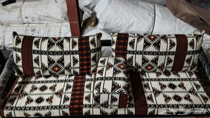 لبيع الكراسي الخارجيه والكنب الخارجي 5