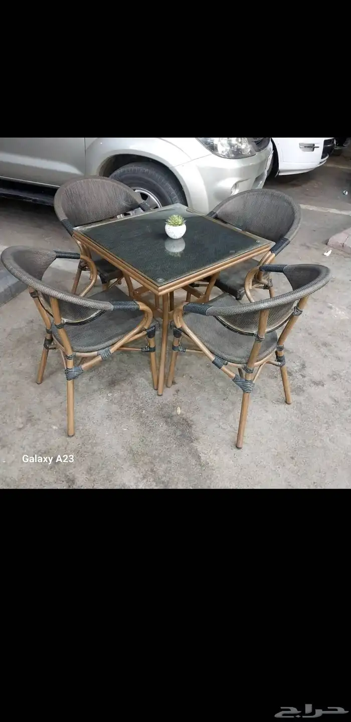طاولة حديقة 3