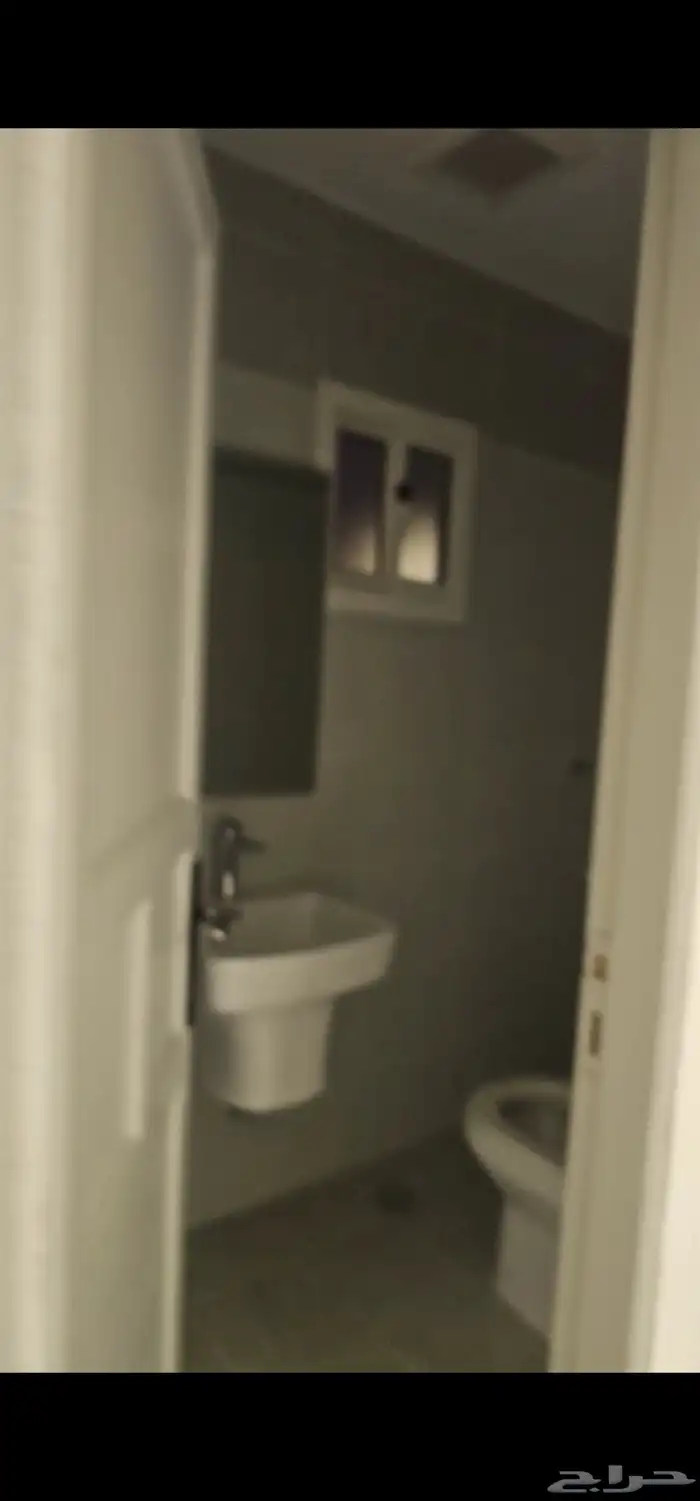 شقه للبيع العزيزيه قريب الجمرات 2