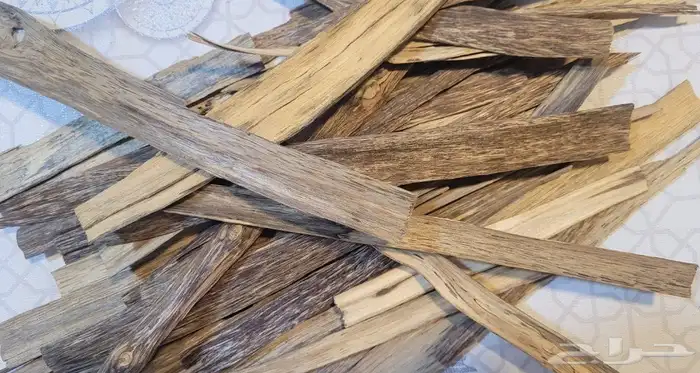 عود رقائق لاوسي يمتاز بالثبات في المكان والملابس 0