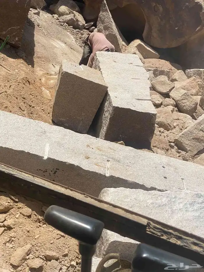 كمبروسر تخريم وتفتيت الصخور 1