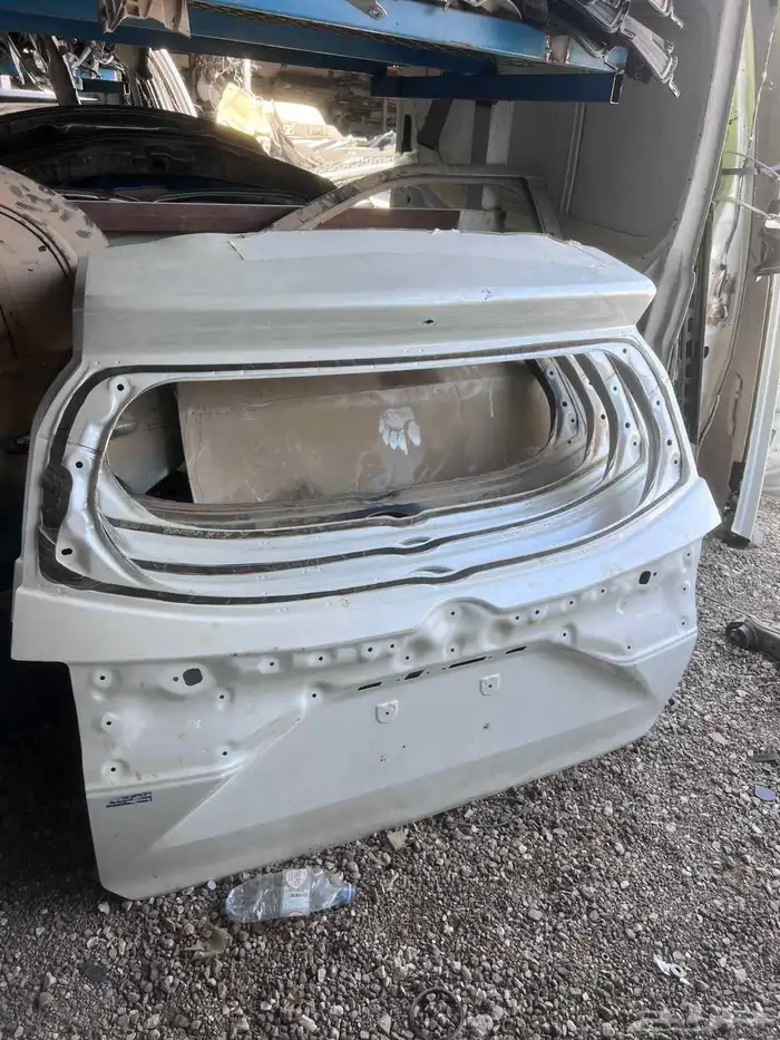 باب شنطه فيلوز مديل 24 ابيض لؤلؤي وكاله نظيف 2