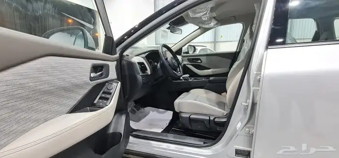 نيسان اكس تريل 7 مقاعد 2025 9