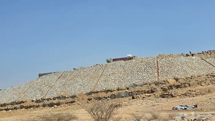 لجميع شغل الحجر ربريب وا ممرات ارضيه وشغل البوكلين 0