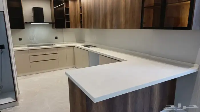 لجميع انواع المطابخ والخزاين ولجميع أنواع الصيانه 0