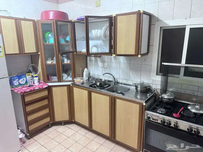 نقل عفش نقل اثاث مع الفك والتركيب 0