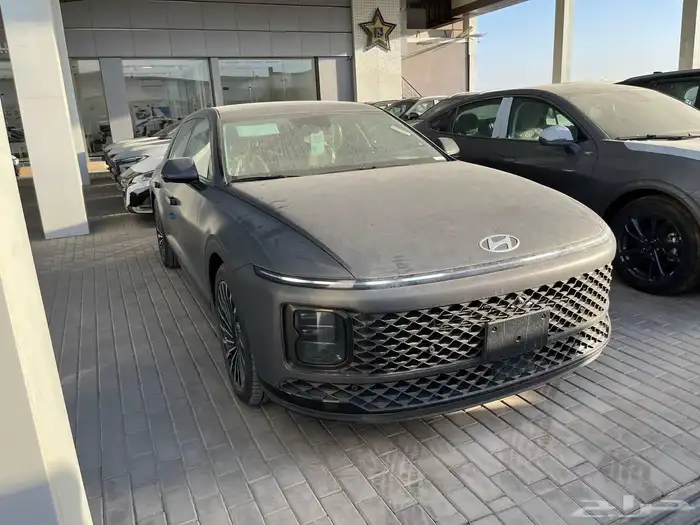 عرض خاص هيونداي ازيرا كالجراف 2024 فل كامل 0