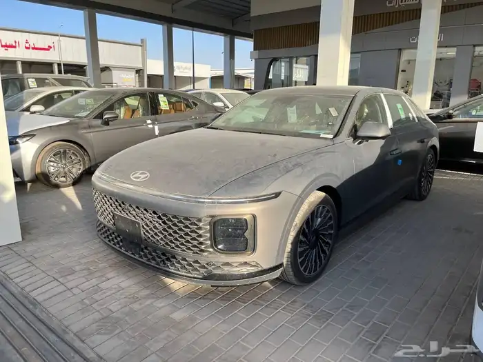 عرض خاص هيونداي ازيرا كالجراف 2024 فل كامل 3