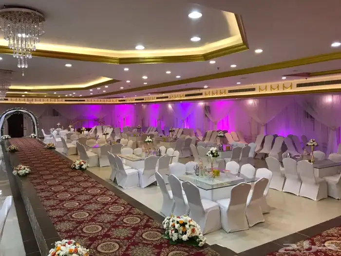 بستاير قصر كامل مع تنسيق طاولات معازيم بلورد الطبيعي 0