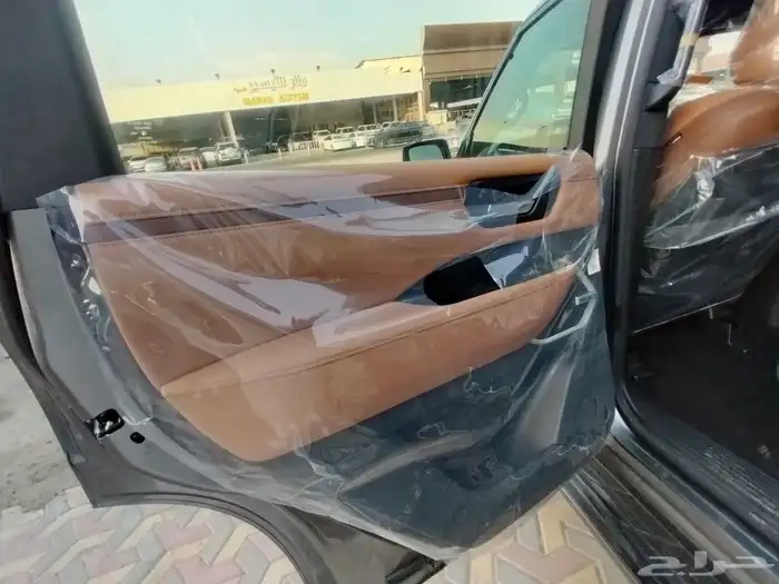 نيسان باترول بلاتينيوم V6 تنفس طبيعي موديل 2026 سعودي 12