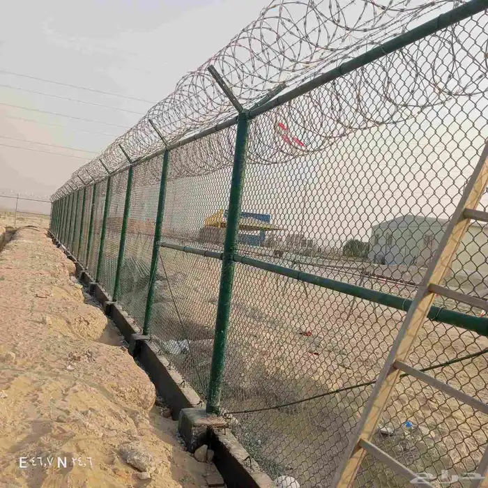 شبك مزارع وملاعب وسياج امنيه 2