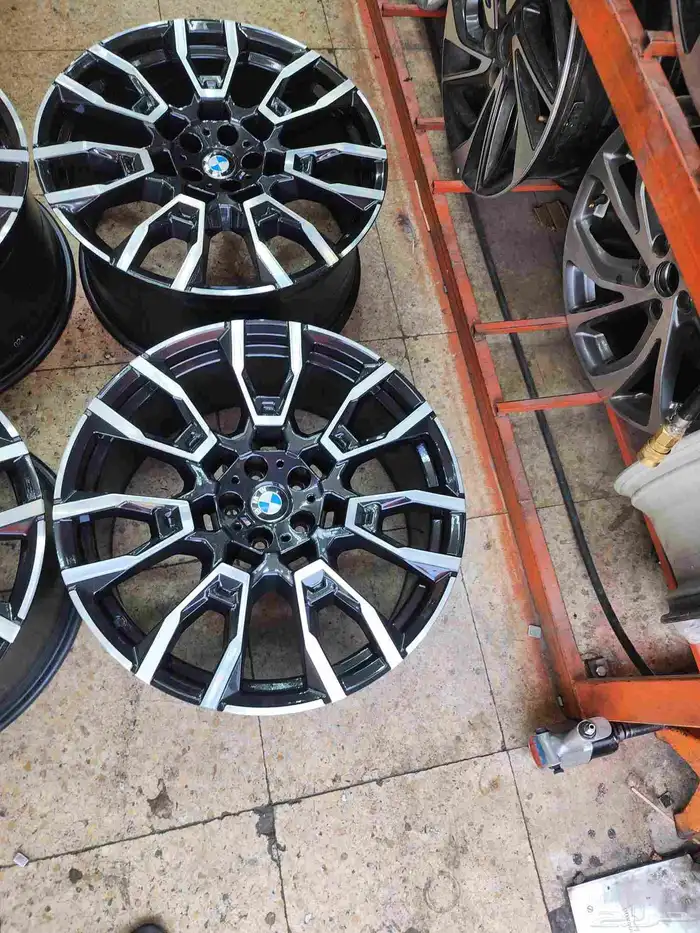 جنوط بي ام دبليو X6 اصلي وكاله مقاس 21 موديل 2025 5