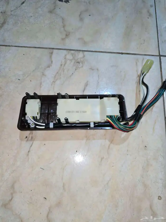 مجموعه تحكم. قزاز. جيب صالون من 87. الى 89. 1