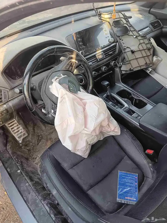 هندا اكورد موديال 2020تشليح قطع غيار 3