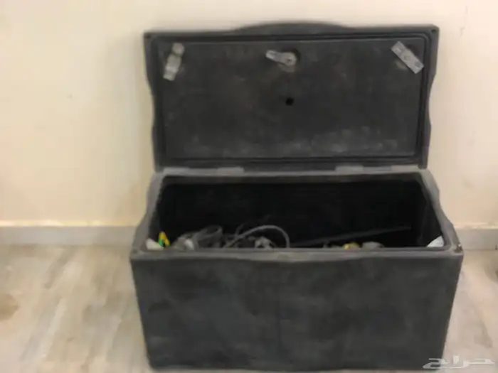 للبيع صندوق عزبه فيبر هايلكس او ددسن 2
