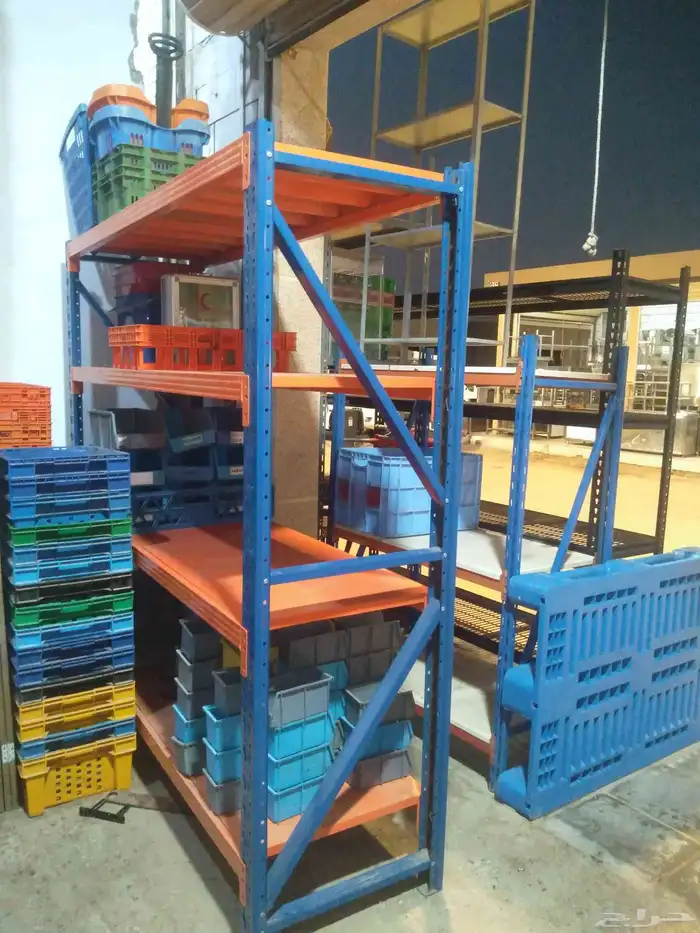 رفوف متنوعة وعلب وسلال وطبليات بسعر مناسب جدا 2