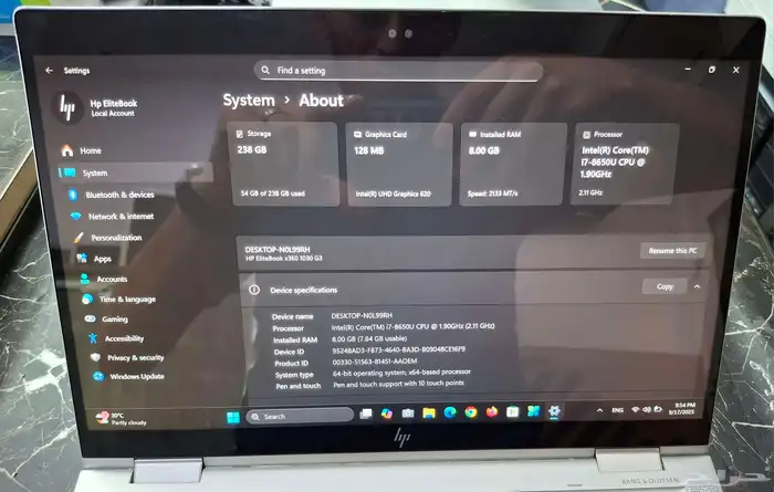 لاب توب Hp Elitebook بحالة ممتازة وشكل أنيق ونحيف جدا 12