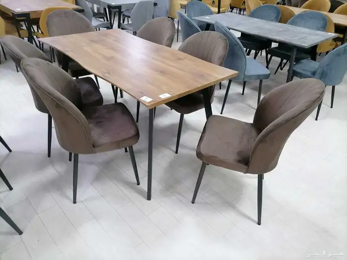 طاولات طعام خشبي 3