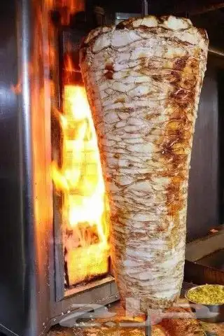 معلم شاورما يطلب شغل فى الرياض او المدينة المنورة 0