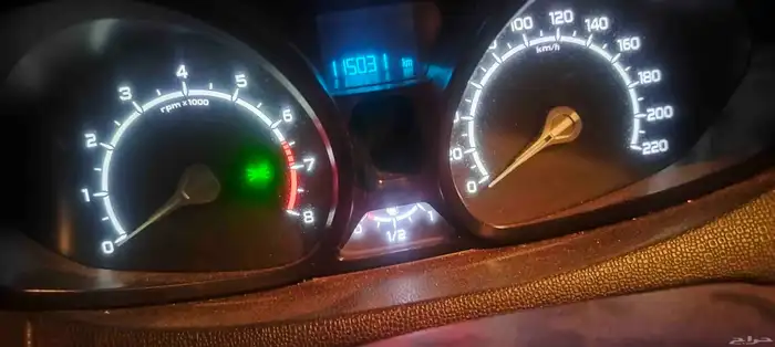 سياره فورد إيكو سبورت موديل 2015 1