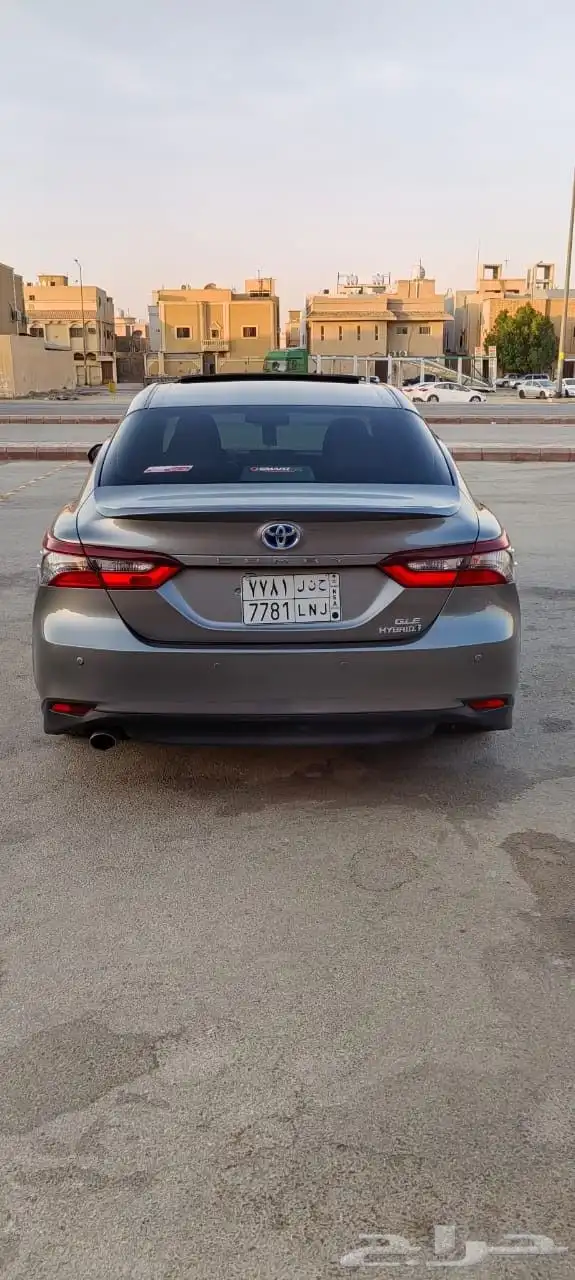 تويوتا كامري 2024 GLE هايبرد 2