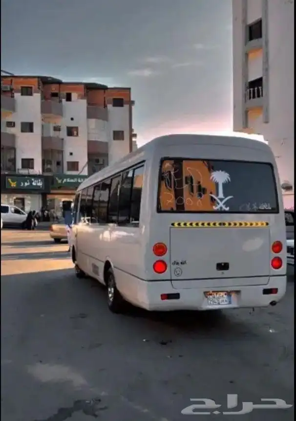 باص كوستر للإيجار مع السائق 2