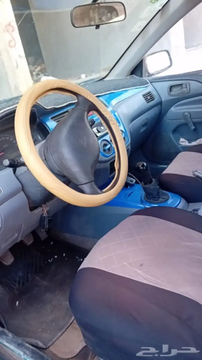 ميتسوبيشي لانسر موديل 2002 2