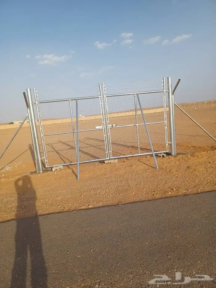 السلام عليكم ورحمه الله وبركاته نقوم بجميع مقاولات 4