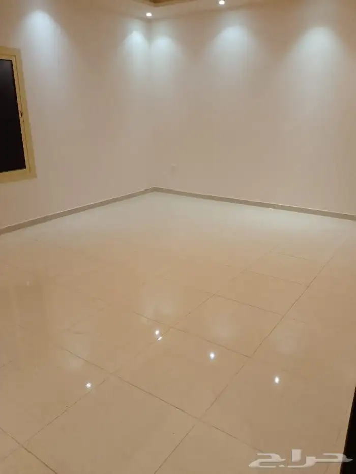 شقة 3 غرف للايجار حي الروضة 9