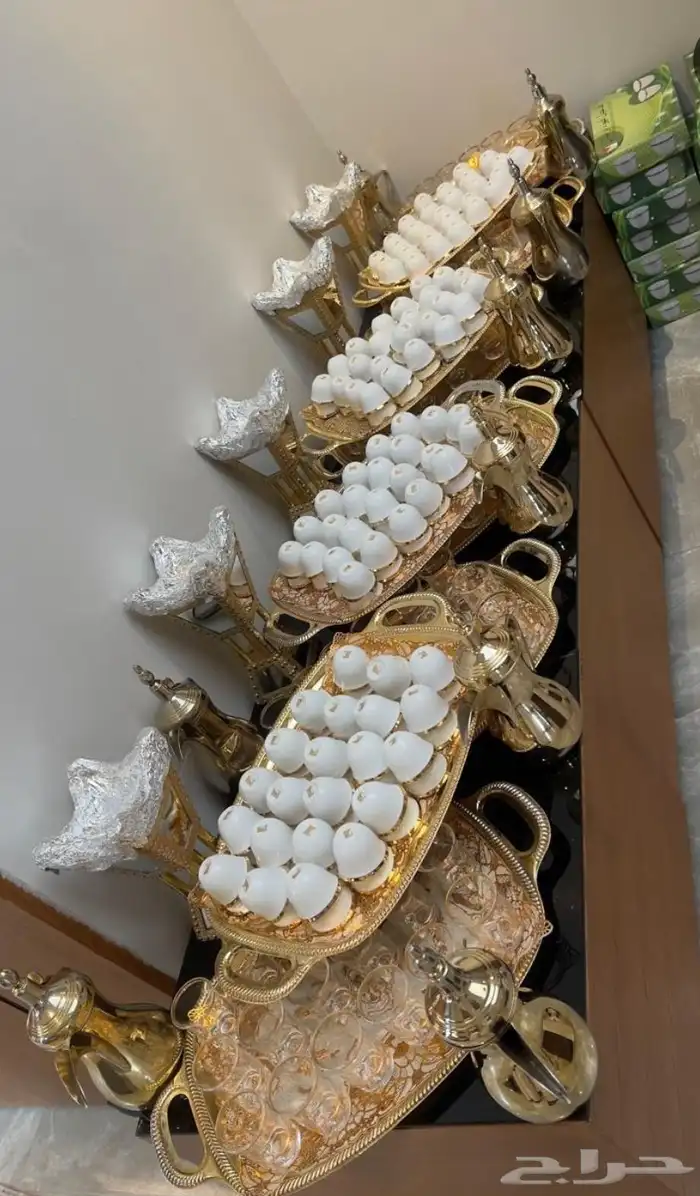 قهوجي وصبابين ومضيف 4
