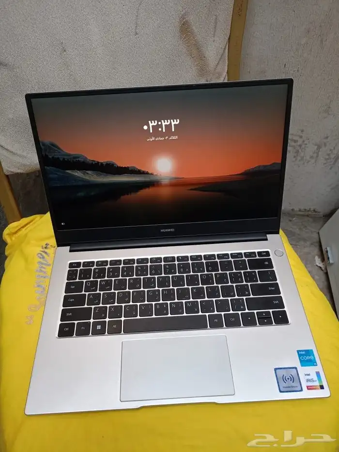 لابتوب للبيع 1