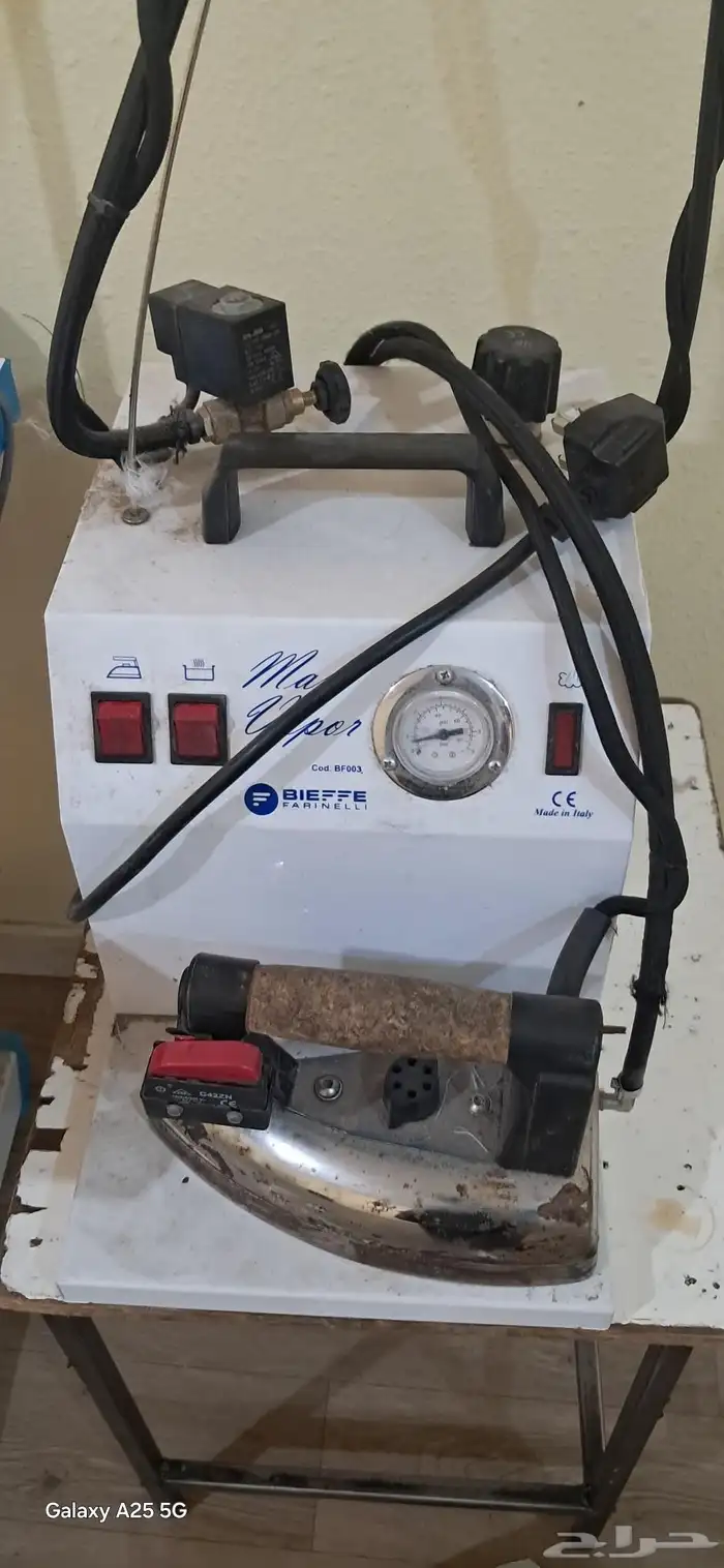 Kaaj   Button  press machines 5