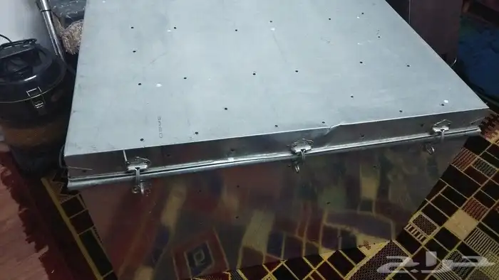 صندوق حديد وسط للبيع 0