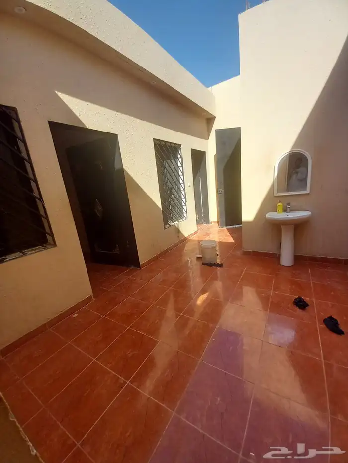 شاليه للايجار الشهري السنوي جنوب الرياض بجوار الشفاء حي عريض 7