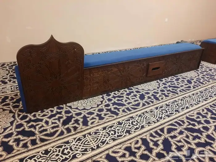 متوفر تفصيل استاندات تكايات دولاب 9