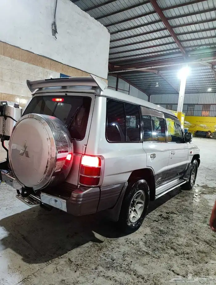 ميتسوبيشي باجيرو موديل 99 فل كامل فتحت سقف 1